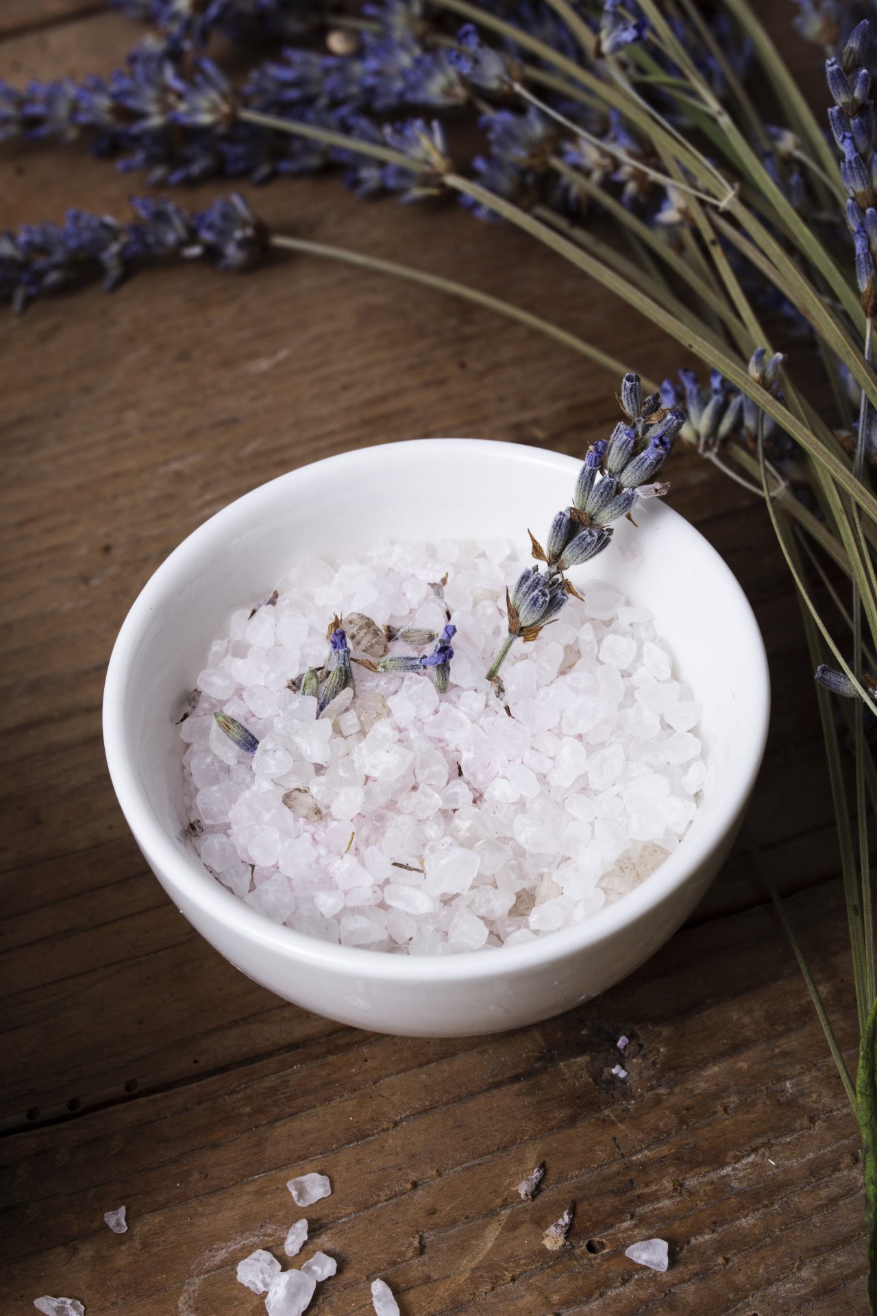 high angle bowl with mineral salt lavender